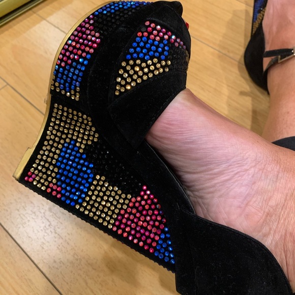 Platform heels - Picture 1 of 6